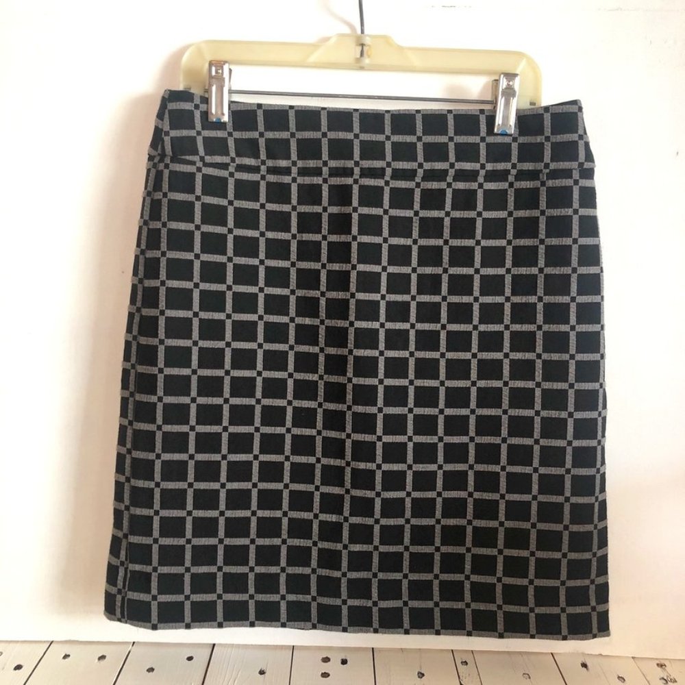 LOFT black and grey pencil skirt